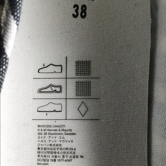 Ladies H&M Shoes - Picture 6 of 6